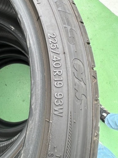 中古タイヤ225/40R19 TOYO ﾌﾟﾛｸｾｽ 