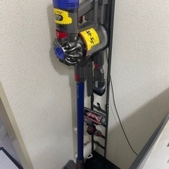 [めちゃやす] Dyson V7 掃除機 + 専用スタンド セット