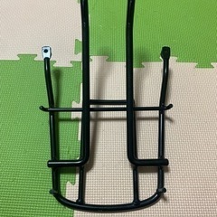 マジェスティ125 fi リアキャリア　中古ちょいサビありの画像