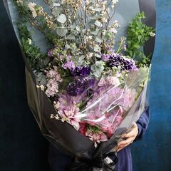 珍しく新鮮な切り花が特徴のお花屋さんで一緒に働いてみませんかの画像
