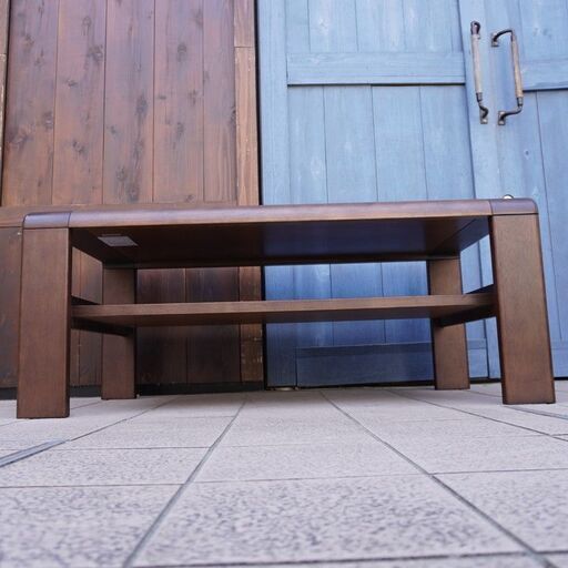 karimoku(カリモク家具)のchitano(チターノ)シリーズのT-8040リビングテーブルです。天然木の温かな質感と落ち着いた