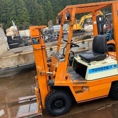 トヨタ　フォークリフト