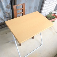 ✩折りたたみテーブル✩の画像