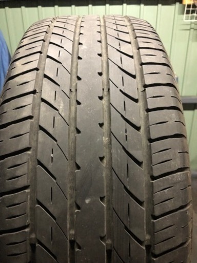 235/50R18 アルファード　ヴェルファイア