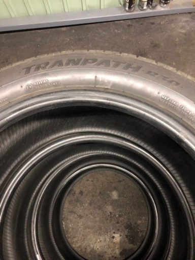 235/50R18 アルファード　ヴェルファイア