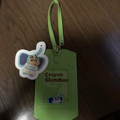 3coins クレヨンしんちゃん　パスケースの画像