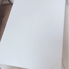 ホワイト　白　ローテーブル　美品　4月24日まで！の画像