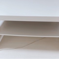 ホワイト　白　ローテーブル　美品　4月24日まで！