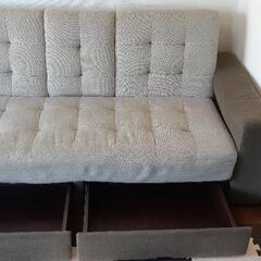ソファーの画像