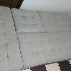 ソファーの画像