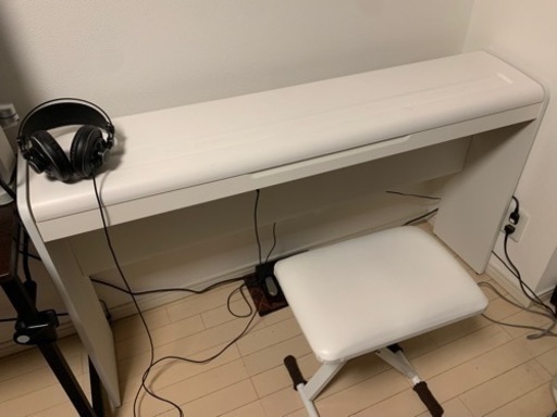 KORG 電子ピアノ LP180 88鍵 椅子・ヘッドホン付き