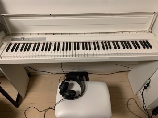 KORG 電子ピアノ LP180 88鍵 椅子・ヘッドホン付き