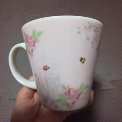 ピーターラビット マグカップの画像