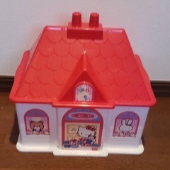 🎀 キティーちゃん お家型収納BOX 🎀