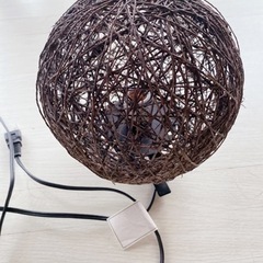 ニトリ アジアンランプの画像