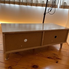 テレビ台の画像