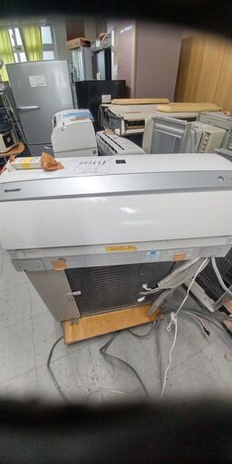 シャープエアコン100V　2.8キロ　10畳用　2016年製