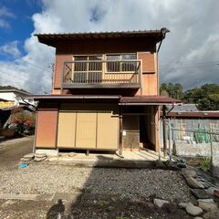 ペット可！駐車場2台！内装をフルリフォームした戸建賃貸です！