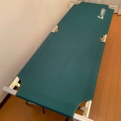 キャンプに最適！　寝ごこち最高！　簡易ベッド