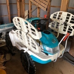 クボタ　田植え機の画像