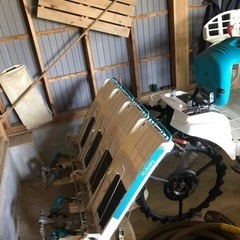 クボタ　田植え機の画像