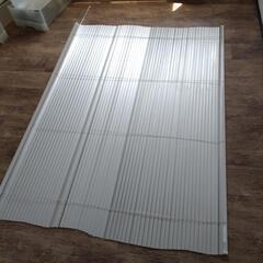 再々値下げしました。シルバーのブラインド!!