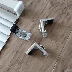 再々値下げしました。シルバーのブラインド!!の画像