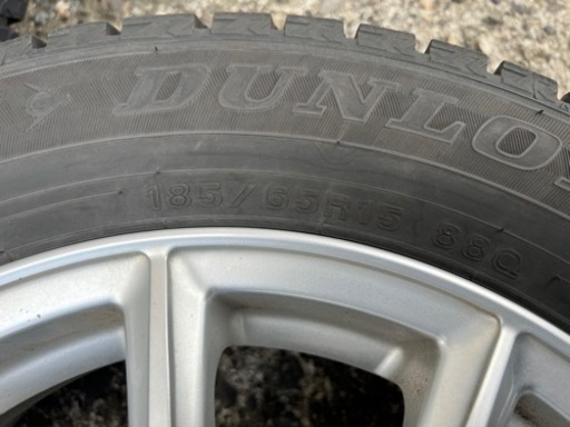 ダンロップ ウィンターマックス02 スタッドレスタイヤ ホイール付き 185/65R15 2019年製