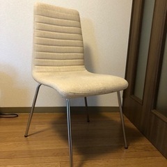 ニトリ　ダイニングチェア二脚の画像