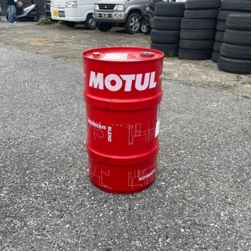 MOTUL 60リッター空ドラム缶‼️ ガレージのオブジェなどに！