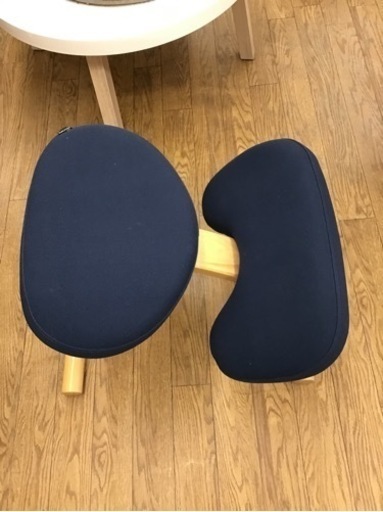 KP-77【ご来店頂ける方限定】人気商品　リボ社　ノルウェー　バランスチェア　イージー　サカモトハウス