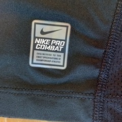 NIKE Tシャツの画像