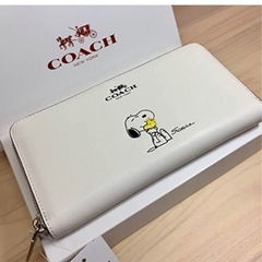 正規品コーチ×ピーナッツ スヌーピー ジップアラウンドウォレット ホワイトの画像