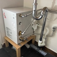 【美品】toto 湯ポット　RESK12A2 電気温水器　12L