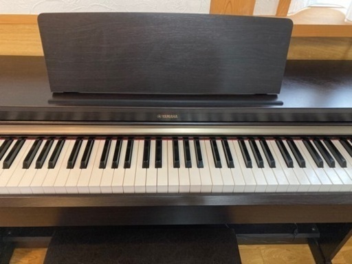 取引中！YAMAHA ヤマハ　アリウス YDP-162 電子ピアノ