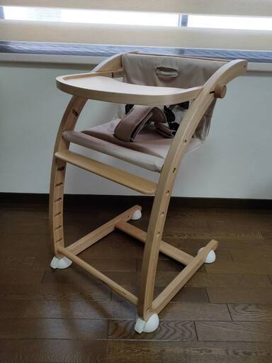 【取引中】ファルスカ farska スクロールチェアプラス（正規品クッション付）