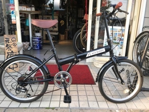 20インチ 黒の折り畳み　6段ギア　綺麗な中古です