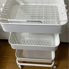 IKEA  ワゴンの画像