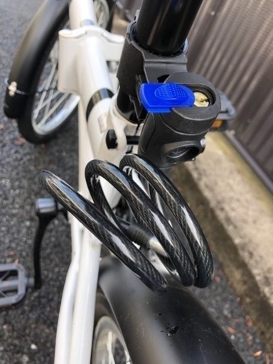 新品！折り畳み自転車、ギア付き、鍵付き、カゴ付き、ライト付き　ベル付き