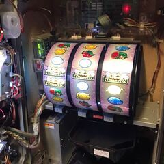 再度値下げしました！【値下げ交渉可能】マジカルハロウィン3 メダル不要機 家庭用パチスロ 実機 スロットの画像