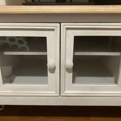 シャビーシック テレビ台 の画像