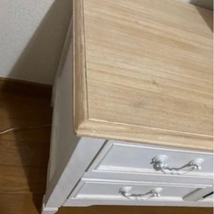 シャビーシック テレビ台 の画像