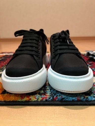 PRADA スニーカー　レディース