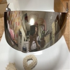 美品★ヘルメットシールドの画像