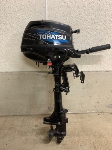 バス、ボート取り付け用エンジン