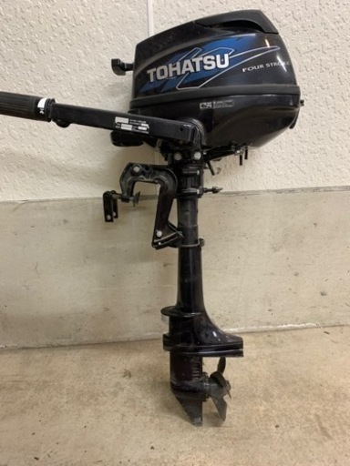 バス、ボート取り付け用エンジン