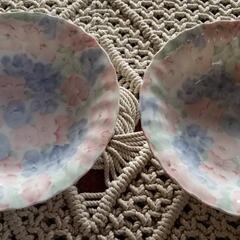 花柄のお皿2枚　新品未使用の画像