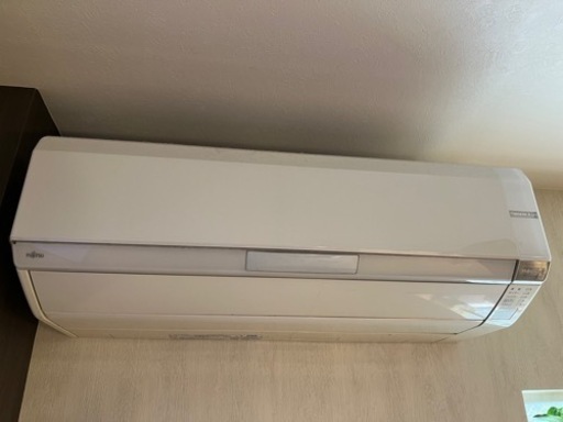 エアコン（自動掃除機能付き）