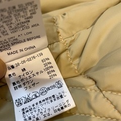 ビームス ダウンジャケット サイズS オレンジの画像