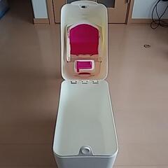 アップリカ　Aprica 　オムツゴミ箱の画像